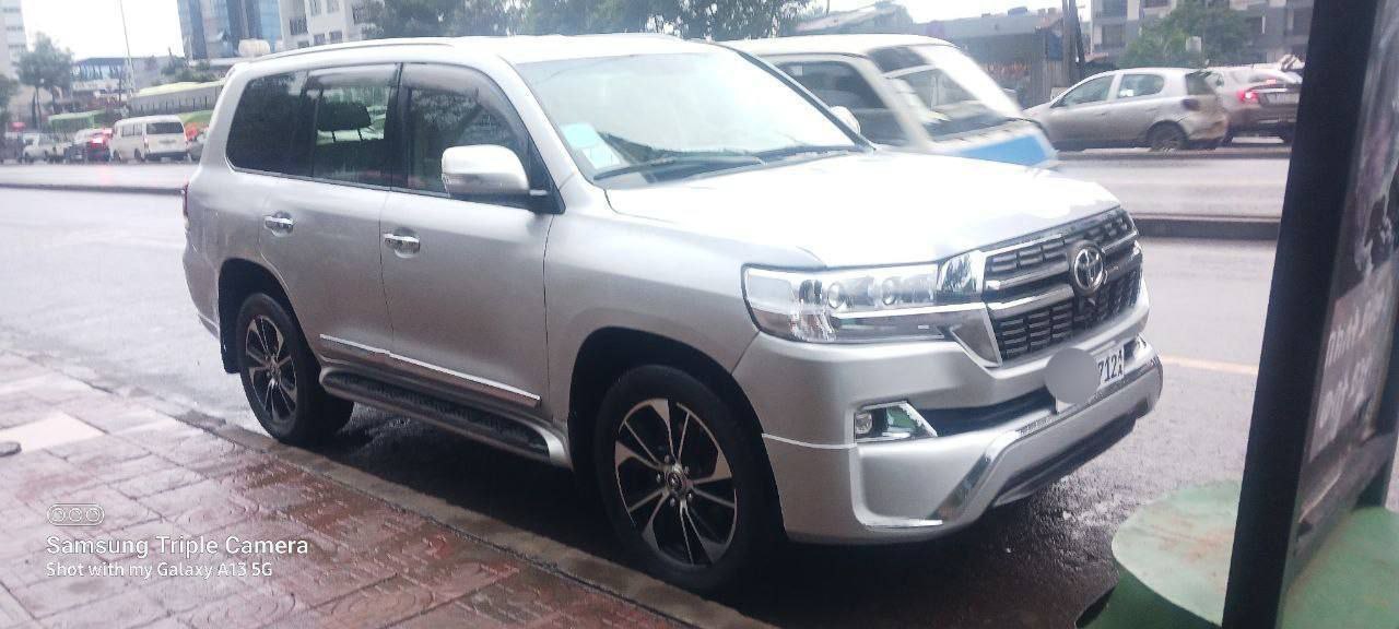2008 Model-Toyota Landcruiser