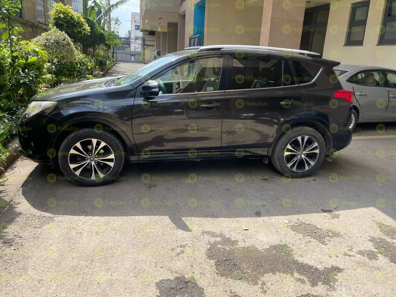 2014 Model-Toyota Rav4