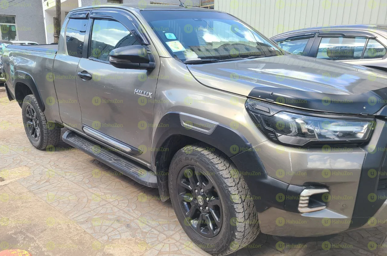 2021 Model-Toyota Invicible -X-Cab