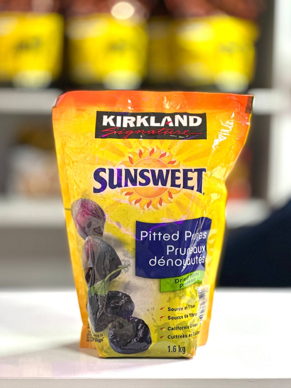 Dried pitted Prunes
