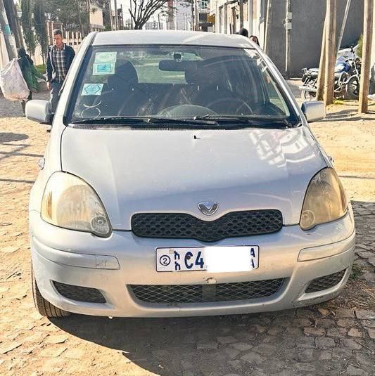 2004 Model-Toyota Vitz