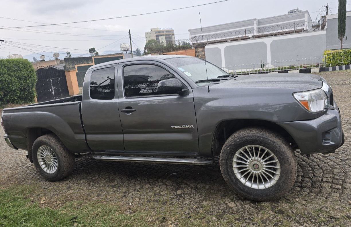 2014 Model-Toyota Tacoma