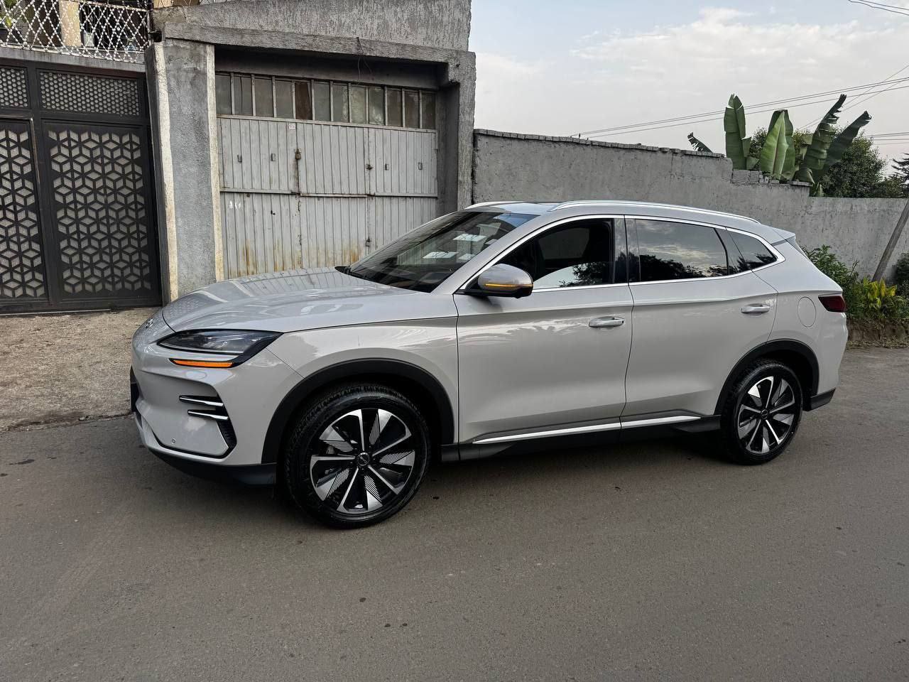 2025 Model-BYD Song Plus