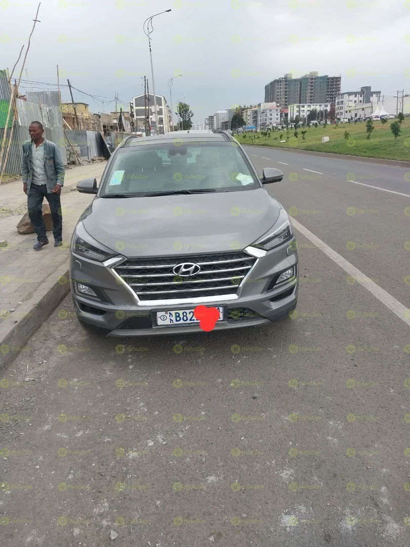 2020 Model-Hyundai Tucson