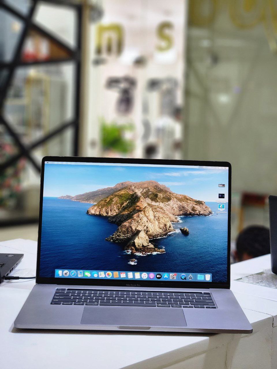 MacBook Pro 2019 Core i9 Laptop