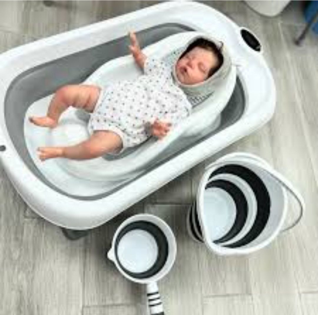 4 in 1 Foldable Luxury Baby Bather