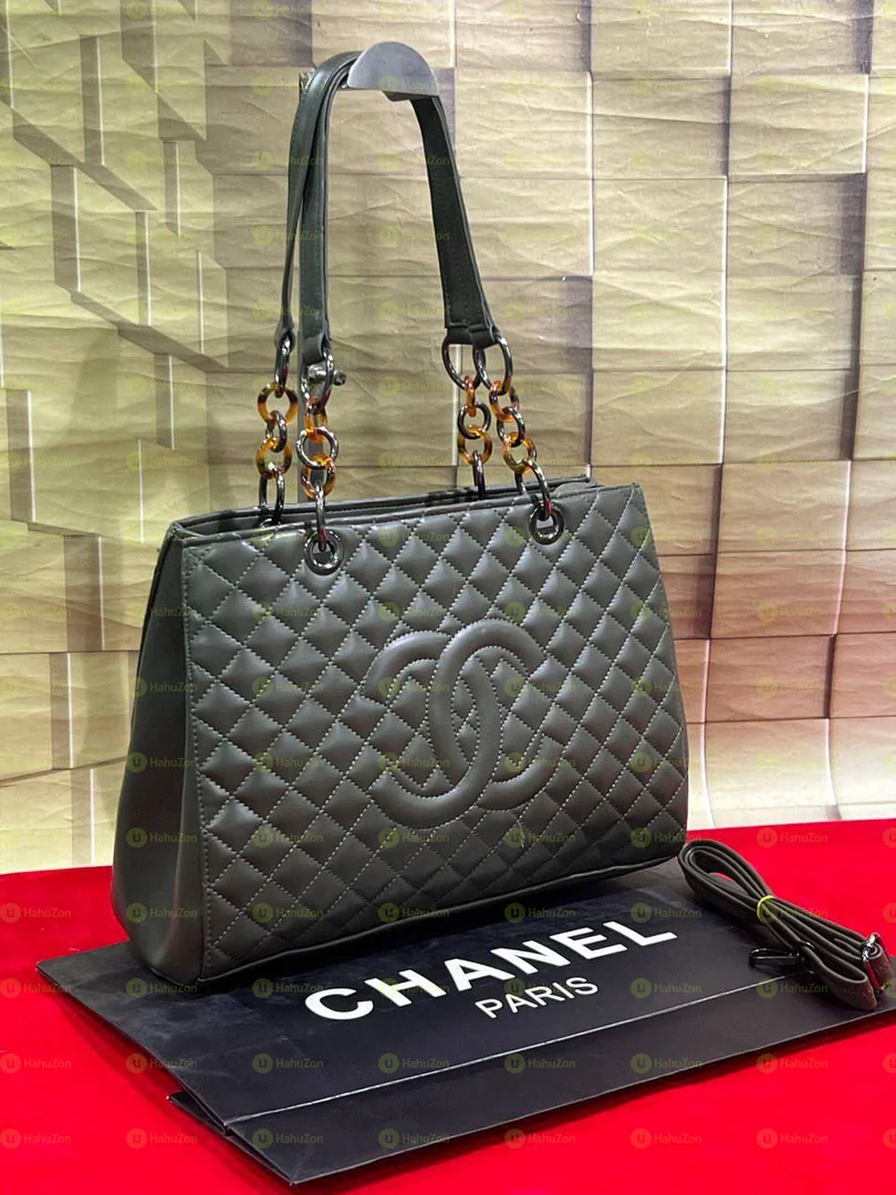 Chanel Ledies Bag
