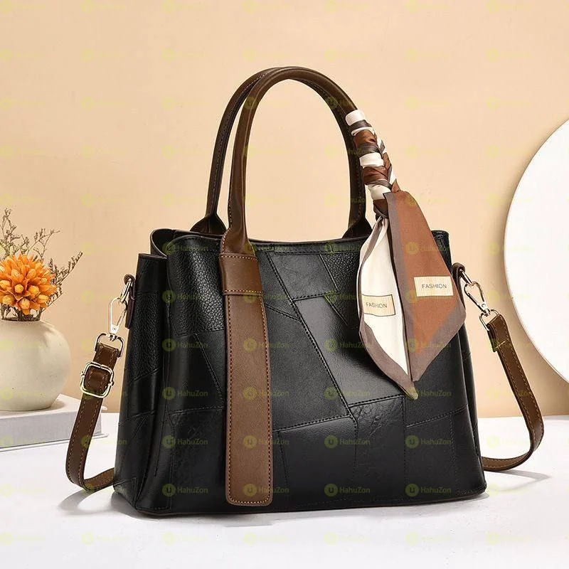 Lexury Brand New Women's Hand Bag