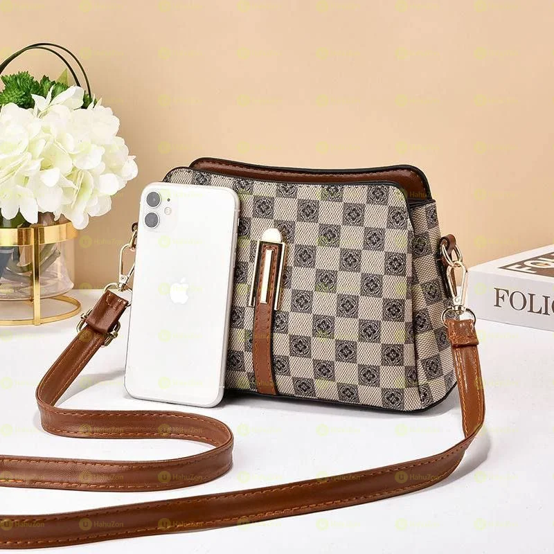 Lexury Brand New Women's Hand Bag