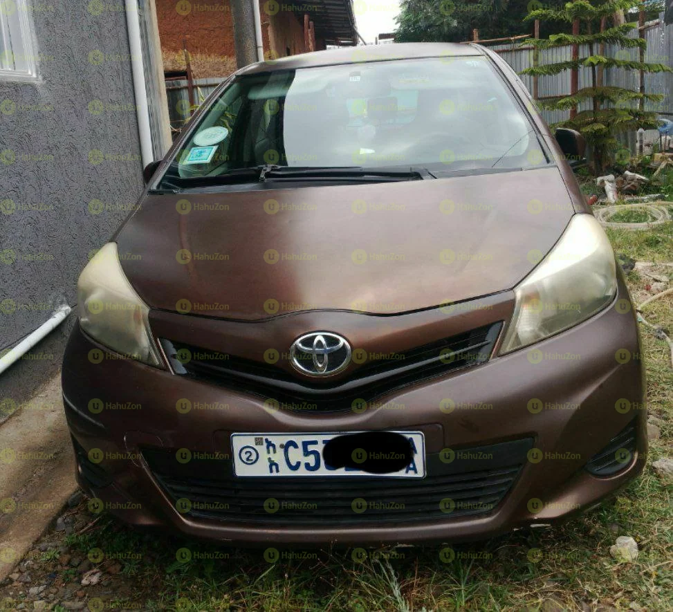 2012 Model-Toyota Yaris Compact