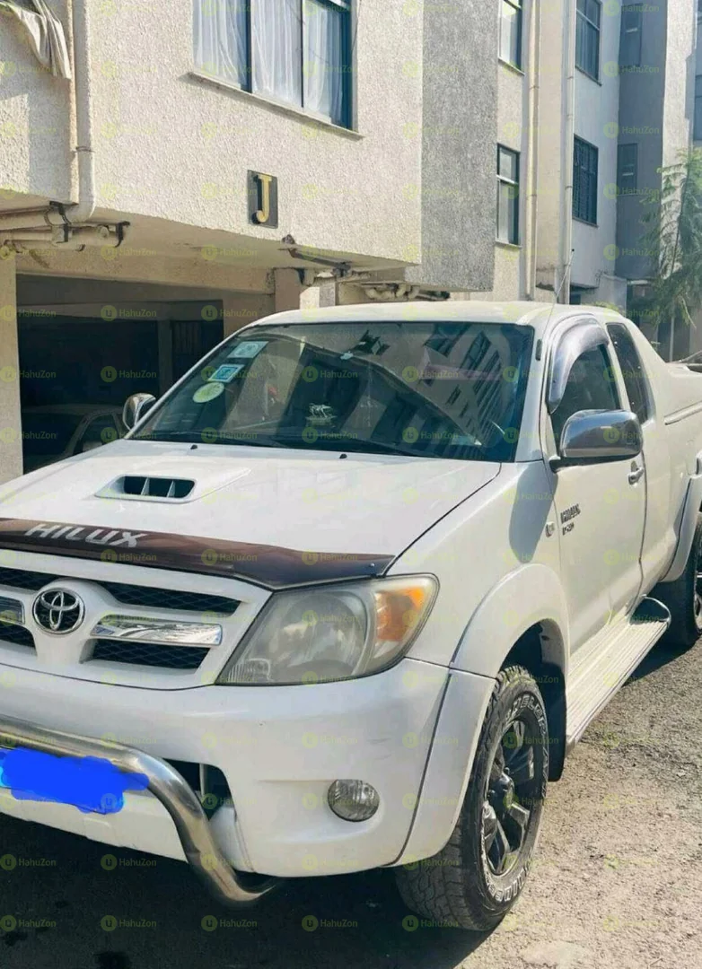 2007 Model-Toyota Hilux Kin Cap