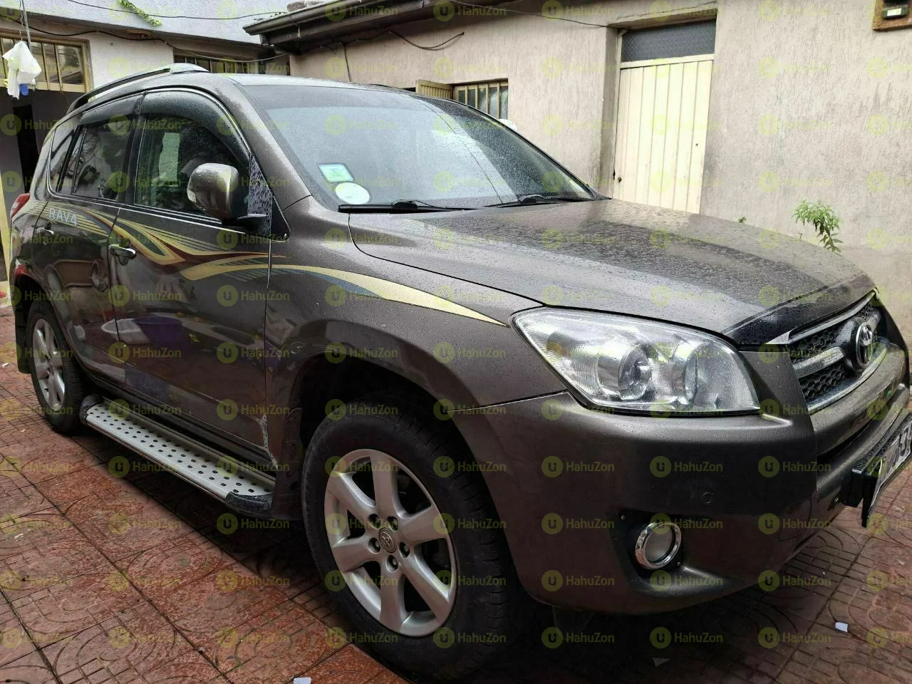 2010 Model-Toyota Rav4