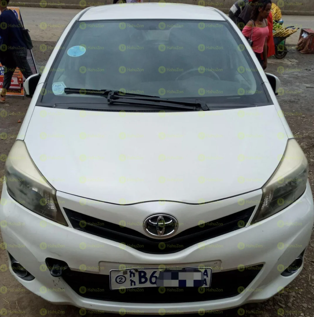 2012 Model-Toyota Yaris Compact