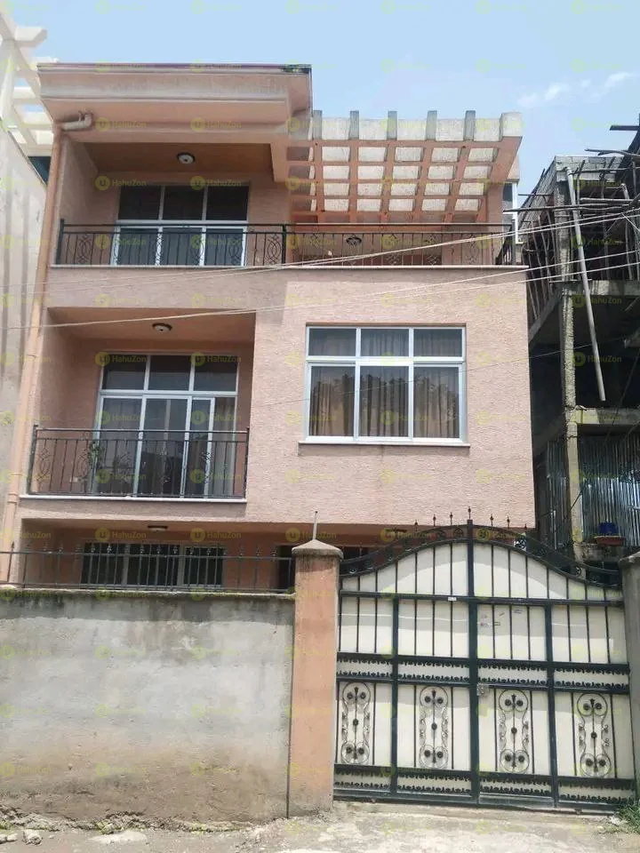 150 ካሬ የሚሸጥ G+2 ቤት በአያት