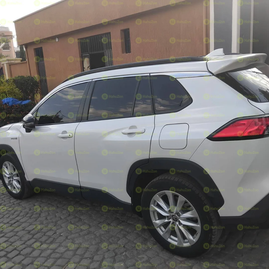 2022 Model-Toyota Corolla Cross