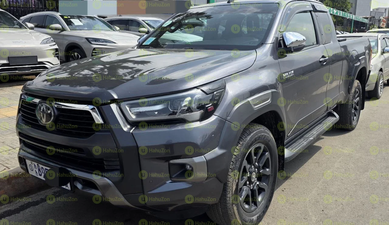 2021 Model-Toyota Hilux  Invincible
