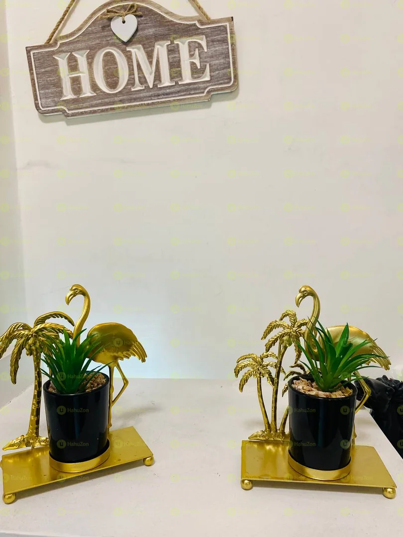 Golden Metal Wire Planter Decorative