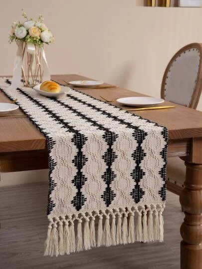 Minimalist Table Runner