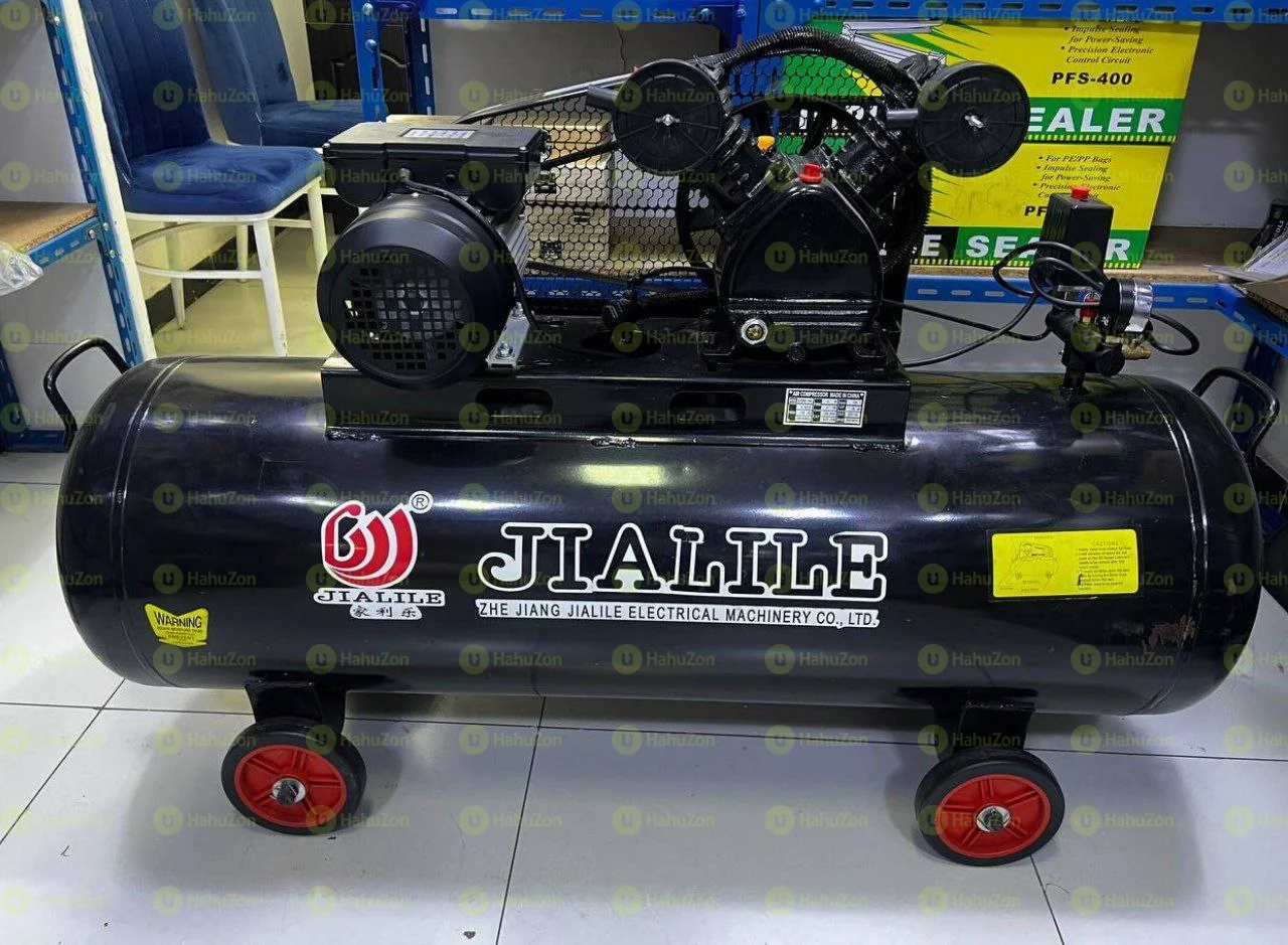AIR COMPRESSOR