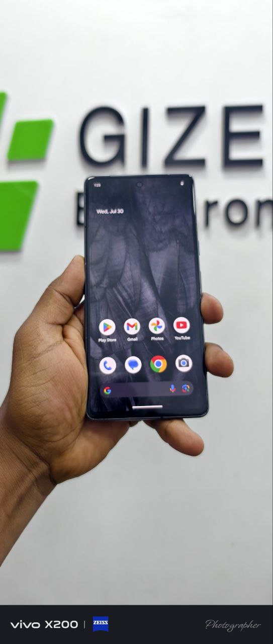 Pixel  7