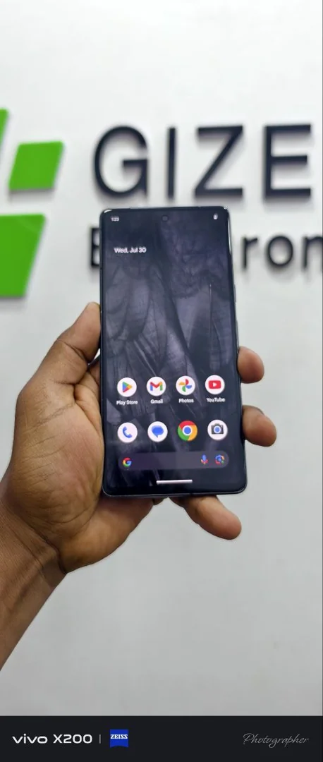 Pixel 7