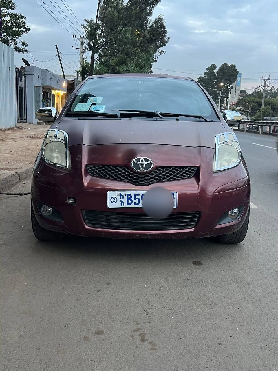 2010 Model-Toyota Yaris