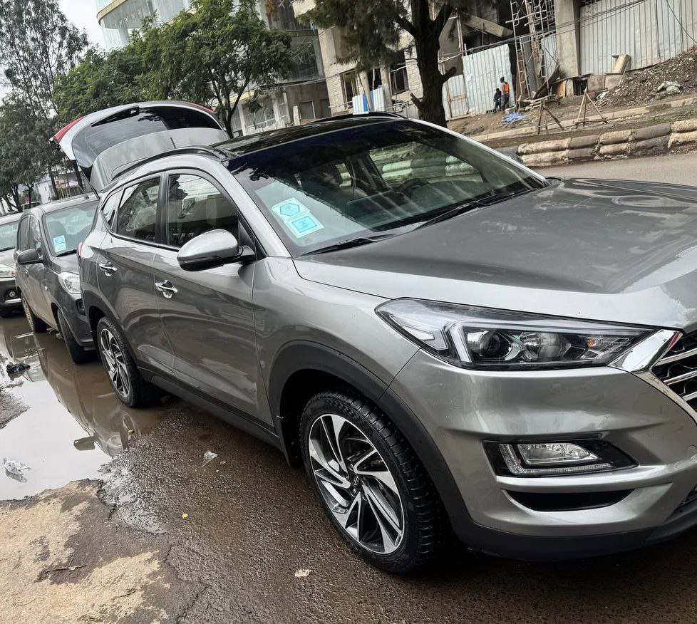 2020 Model-Hyundai Tucson