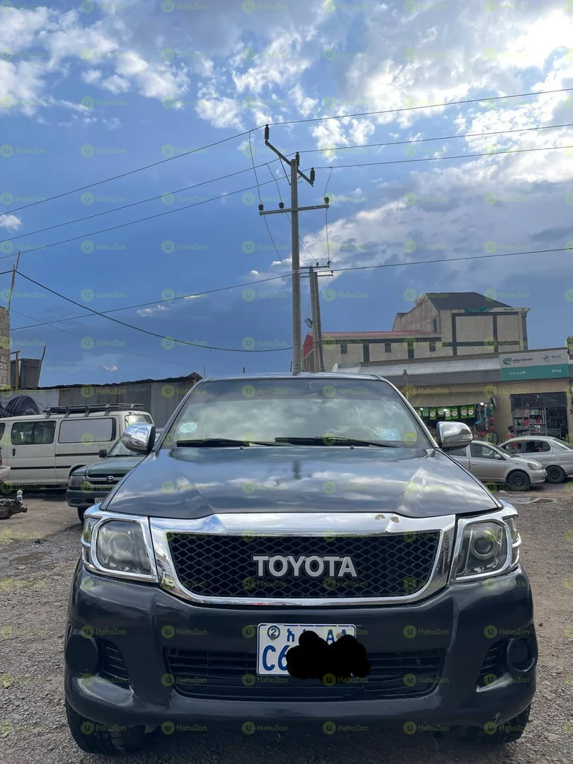 2013 Model-Toyota Vigo Double Cap