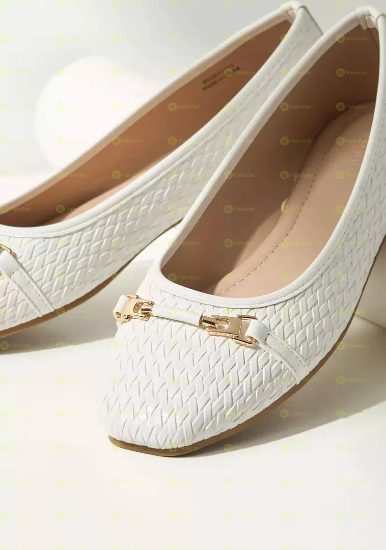 MAX  Buckle Decor Flat Women's Shoes