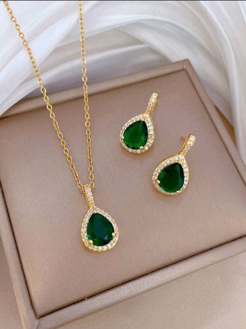 Women's Fashion Neckless
