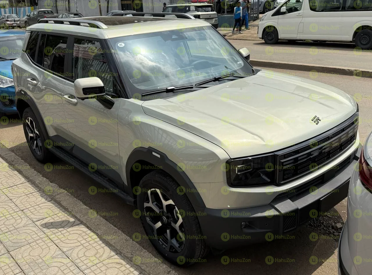 2025 Model-Jetour T1 is a Plug-in Hybrid