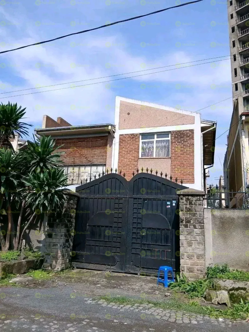 175 ካሬ የሚሸጥ G+1ቤት በፈጋ