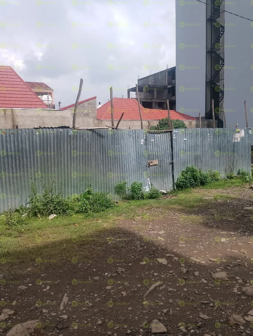 175 ካሬ የሚሸጥ መሬት በአያት