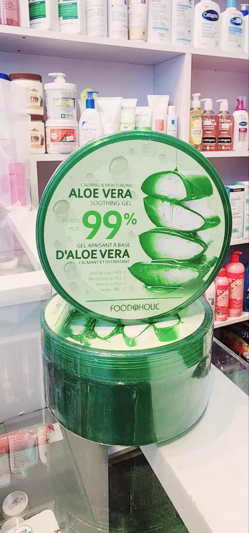 Foodaholic Aloe Vera Soothing Gel