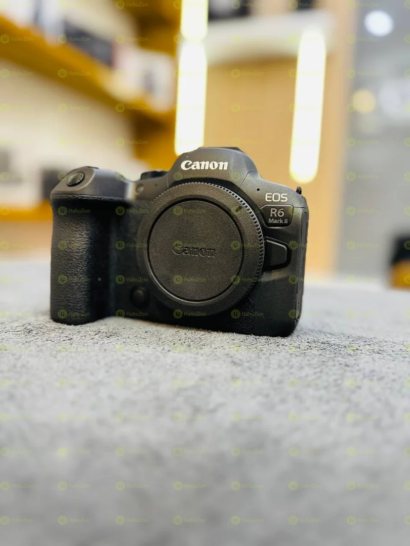 Canon R6 II