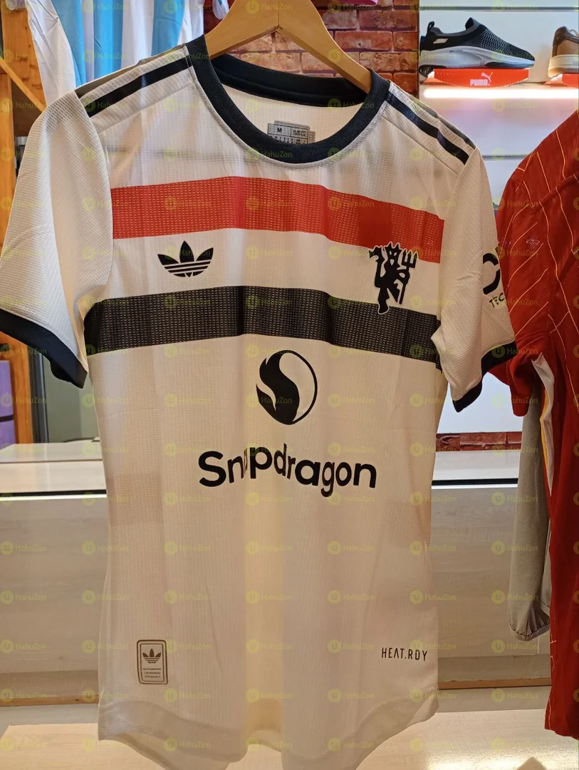 Manchester United Third Jersey