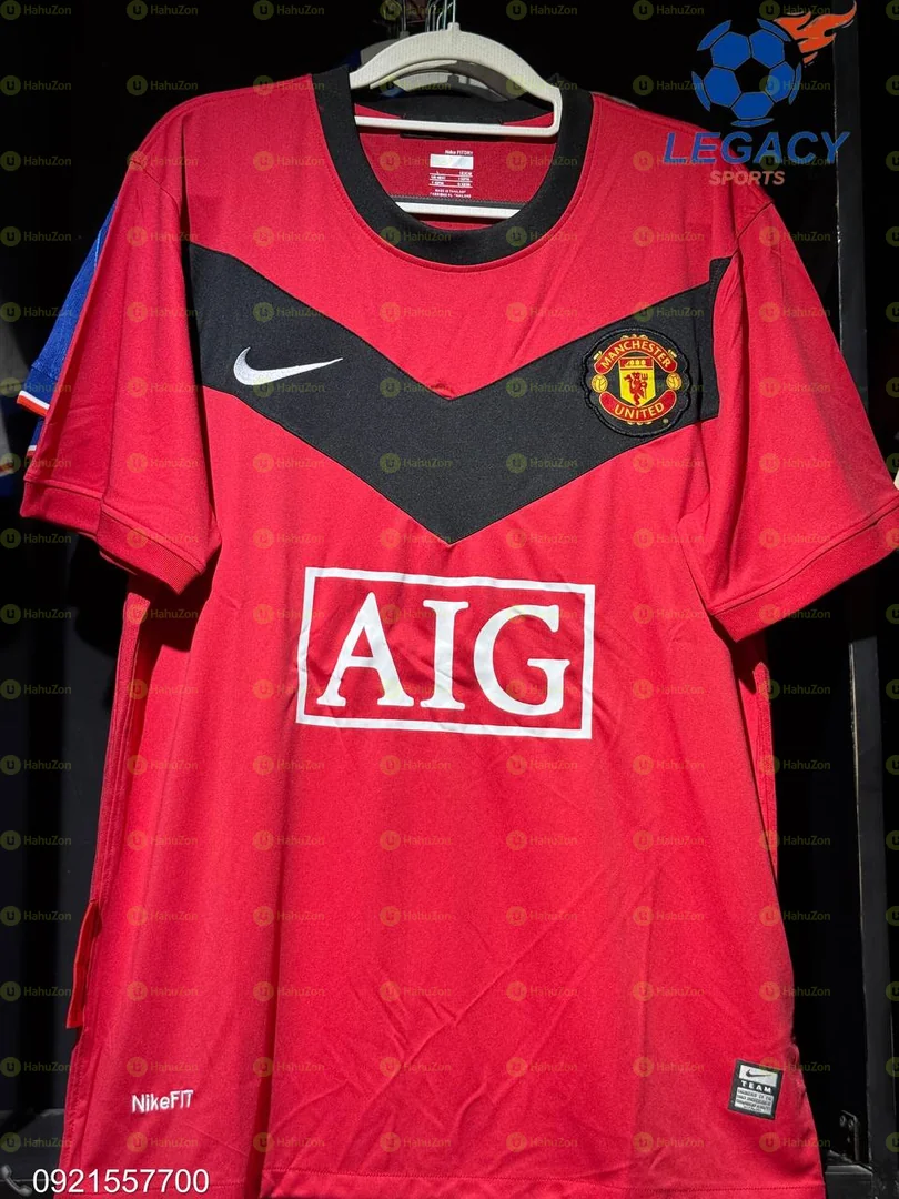 Manchester United Home Retro Kit