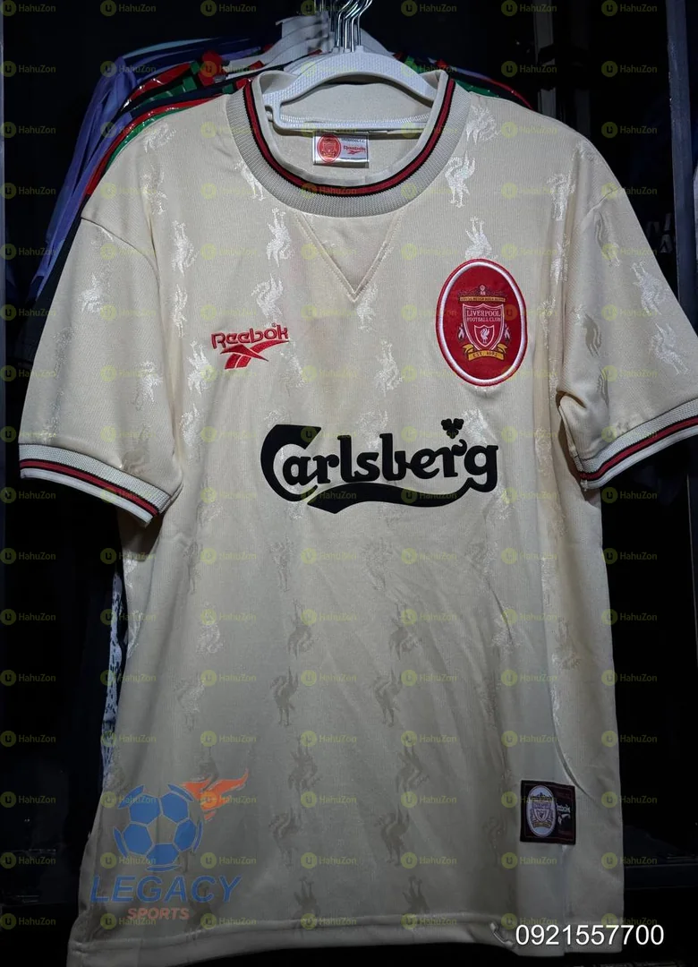 Liverpool 1996-97 Away Retro Kit