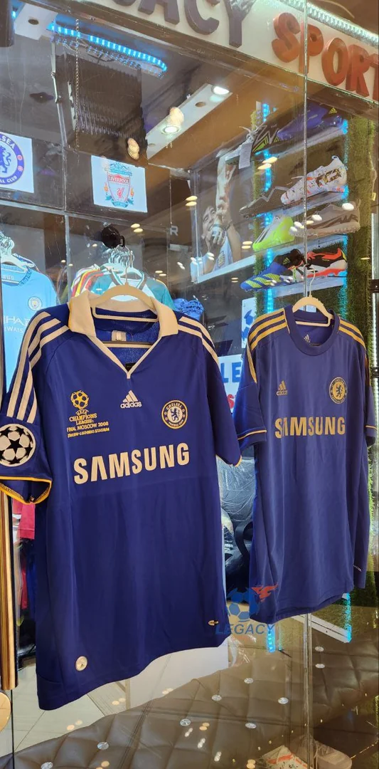 Chelsea Retro Kit