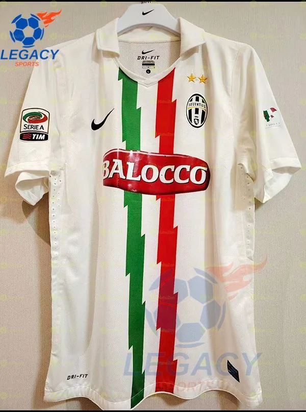 Juventus 2011/11 Retro Kit
