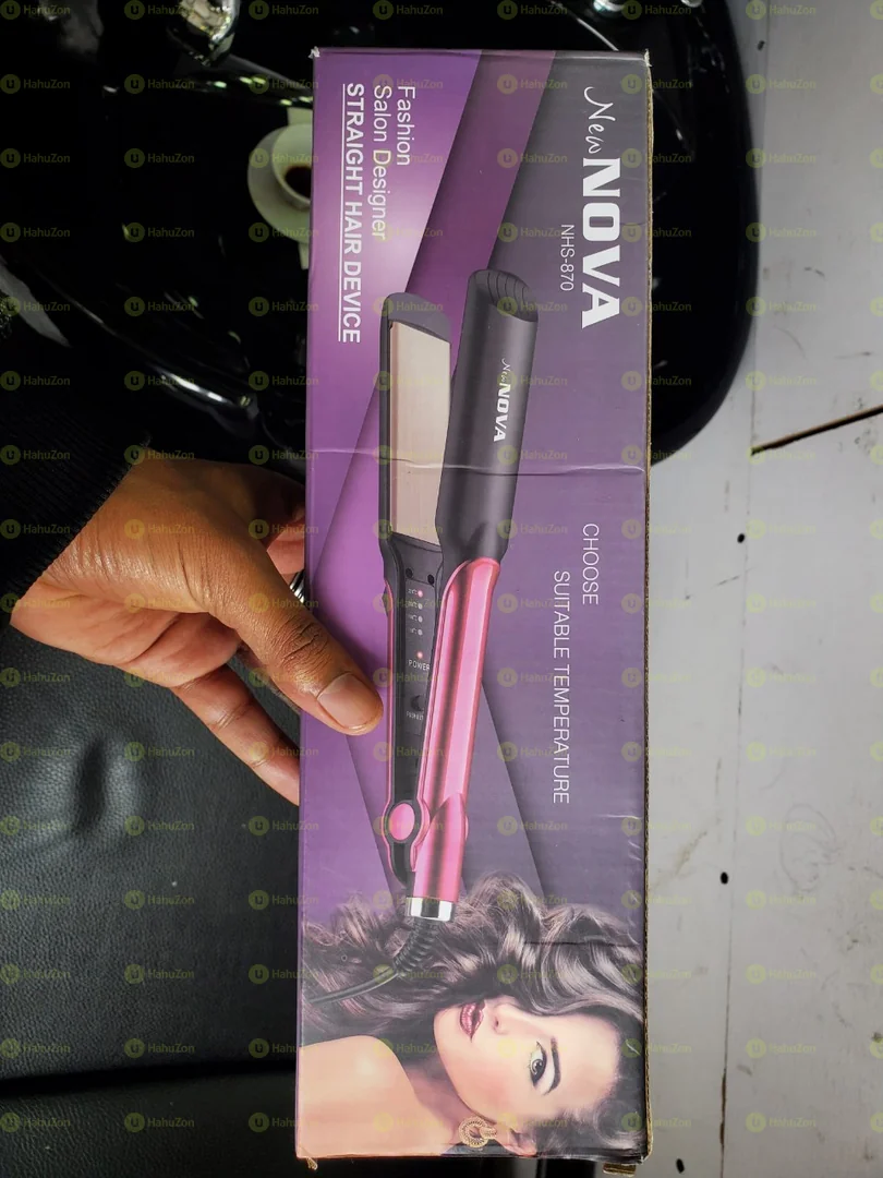 Nova Professional Hair Straightener