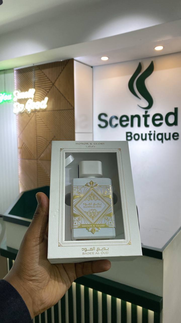 Bade'e Al Oud Honor & Glory by Lattafa 100ml Perfume