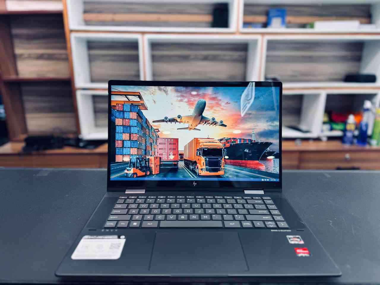 Hp Envy  AMD ryzen 5 7530u 2in1 Convirtable Laptop