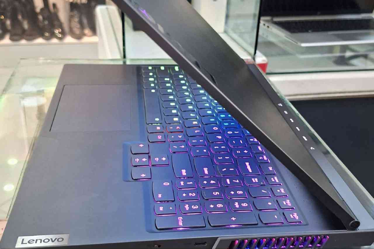 Lenovo Legion R9000K202H AMD Ryzen 9 59000HX Laptop