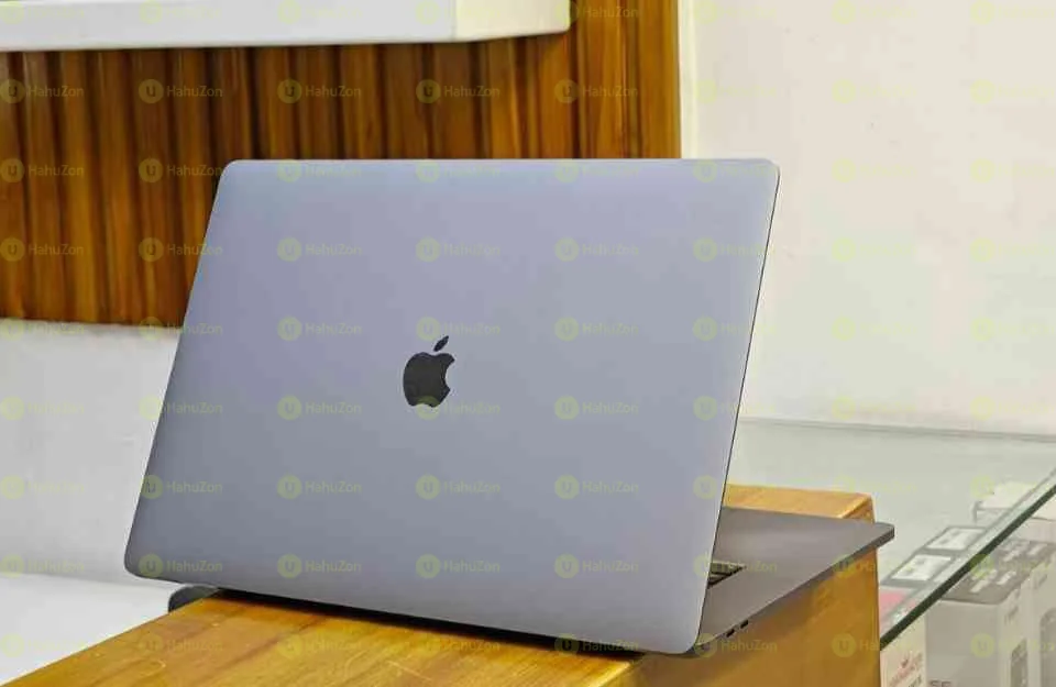 MacBook Pro Core i9 16-inch, 2019 Laptop