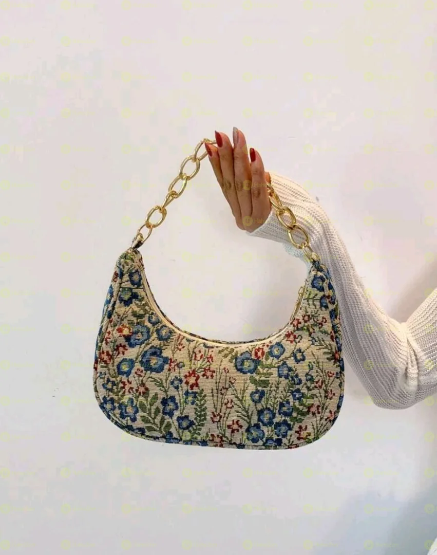 Fashion Metal Chain Handbag