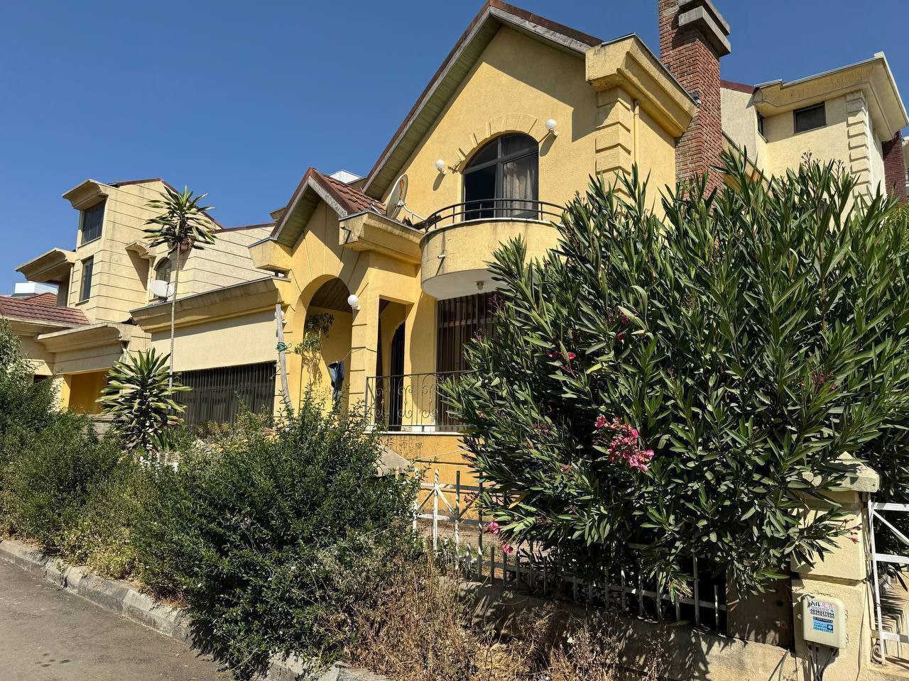 280 ካሬ የሚሸጥ G+1 መሪ ጊፍት እሪልእስቴት