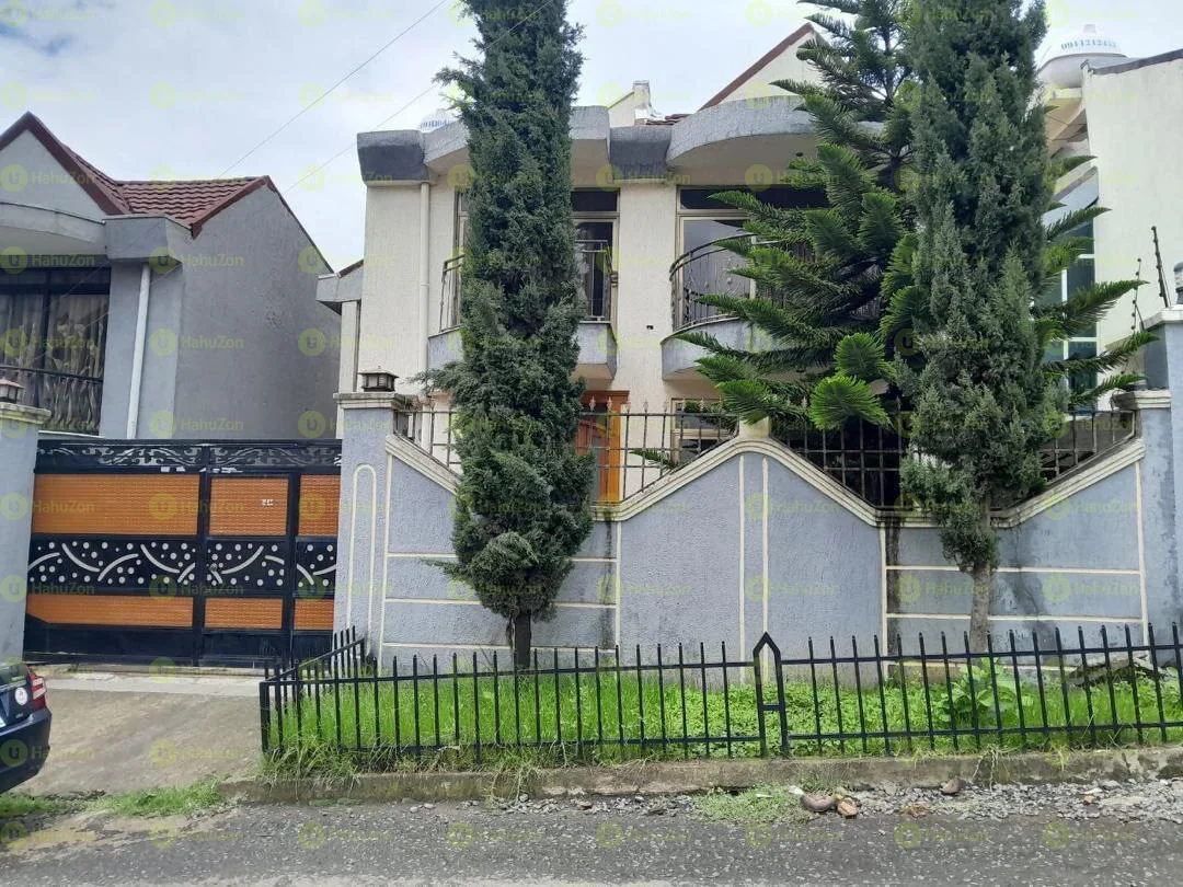 185 ካሬ የሚሸጥ G+2 ቤት በአያት