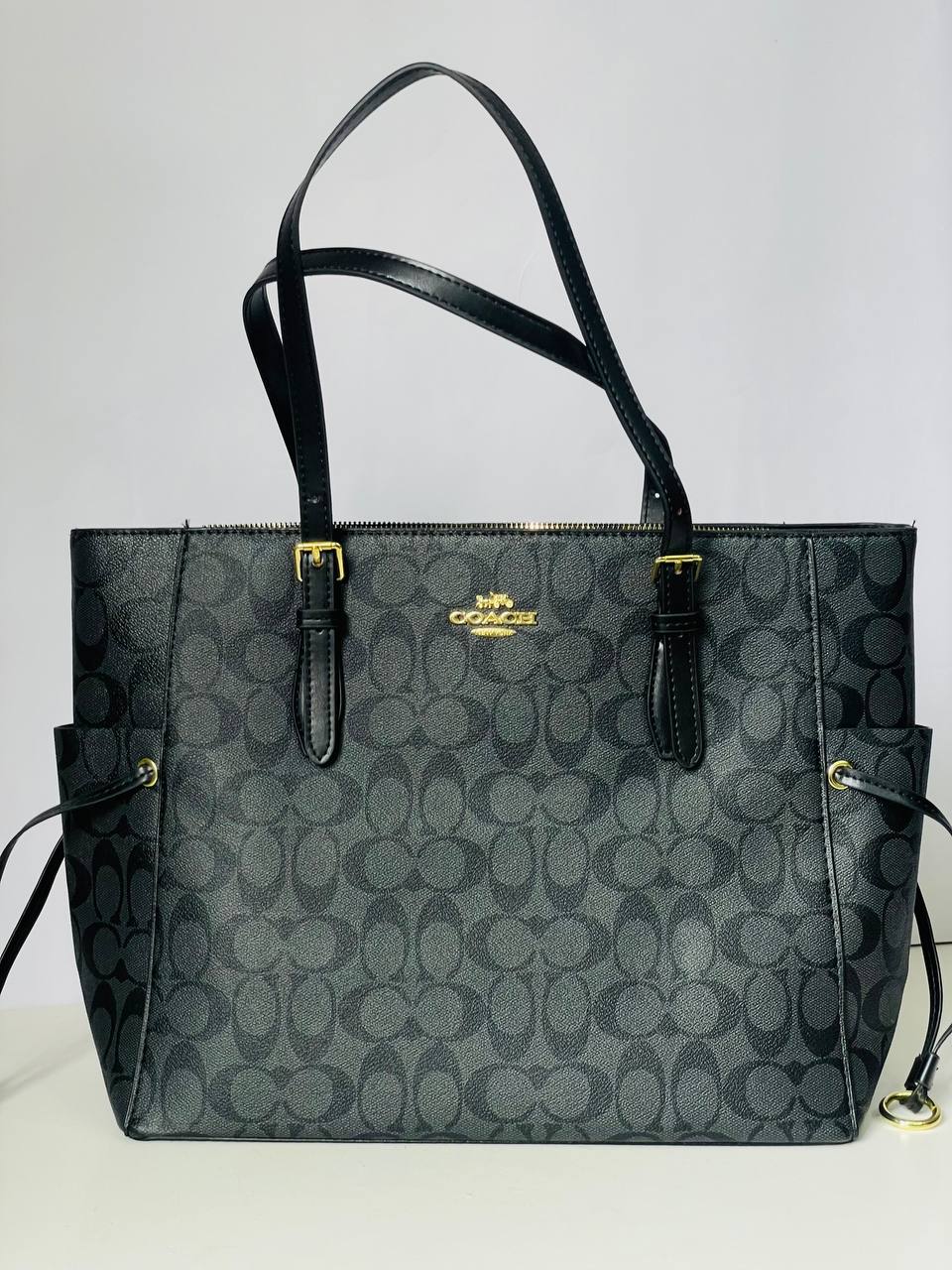 Coach New York Women's Hand Bag