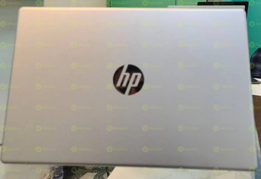 HP Notebook Rayzen 5 7000 Series Laptop